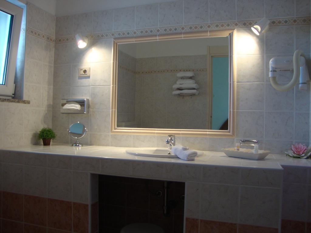 Camping Residence Chalet La Pomposa Terrazzoni Bonifacio  Δωμάτιο φωτογραφία